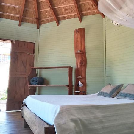 Yulele Cabanas Punta Del Diablo Buitenkant foto